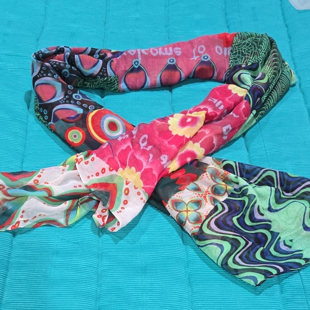Vibrant Multicolor Patterned Scarf - Picture 5 of 5